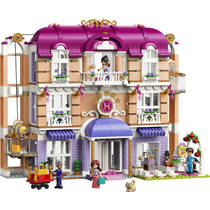 LEGO Friends Heartlake City Grand Hotel 42704 productafbeelding 2