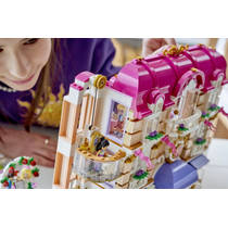 LEGO Friends Heartlake City Grand Hotel 42704 productafbeelding 3
