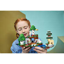 LEGO Minecraft eerste nacht-avontuur 21593 productafbeelding 4
