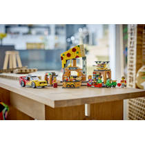 LEGO City pizzacentrale met voertuigen 60496 productafbeelding 6