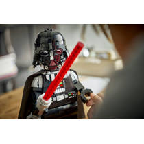LEGO Star Wars grote minifiguur van Darth Vader 75461 productafbeelding 5