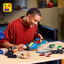 LEGO Super Mario: Mario Kart: Luigi en Mach 8 72050 productafbeelding 3