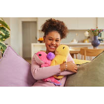 Hug-A-Lumps capybara verzwaarde knuffel Connie - 35 cm productafbeelding 4