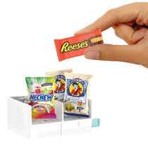 MGA's Miniverse Vending Machine figuur productafbeelding 2