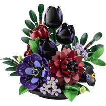 LEGO Botanicals donker bloemstuk 11513 productafbeelding 3