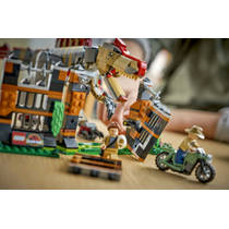 LEGO Jurassic World Spinosaurus ontsnapping 77982 productafbeelding 5