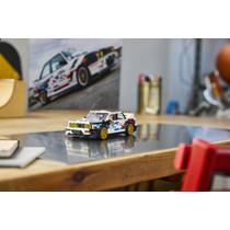 LEGO Speed Champions BMW M3 E30 77263 productafbeelding 7