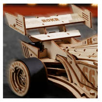 Houten raceauto productafbeelding 2