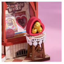 Robotime Rolife houten miniatuur chocolaterie productafbeelding 5