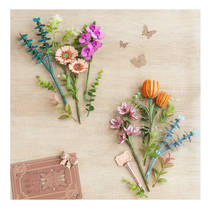 Robotime Rowood houten boek met bloemen productafbeelding 2