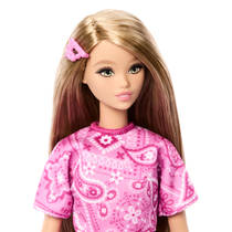 Barbie Fashionista pop in outfit met roze paisleyprint productafbeelding 3