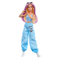 Barbie luxe stijl pop met 4 outfits productafbeelding 5