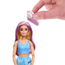 Barbie luxe stijl pop met 4 outfits productafbeelding 4