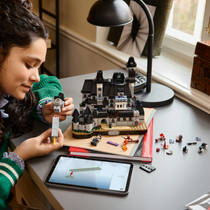 LEGO Wednesday Nimmermeer Academie 76788 productafbeelding 3