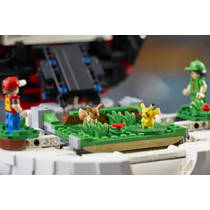 LEGO Pokémon Pokéball met trainer scènes 72154 productafbeelding 7