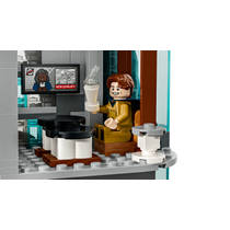LEGO Marvel Avengers: Doomsday nieuwe Avengers toren 76352 productafbeelding 5